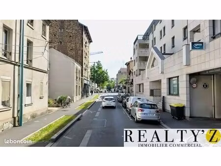 local commercial 34 m²