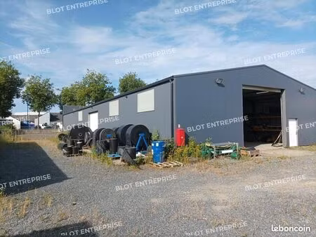 local d'activité 500 m²