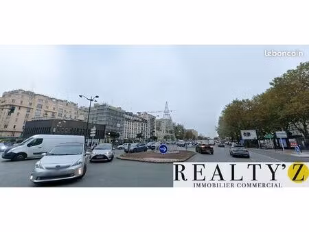 local commercial 350 m²