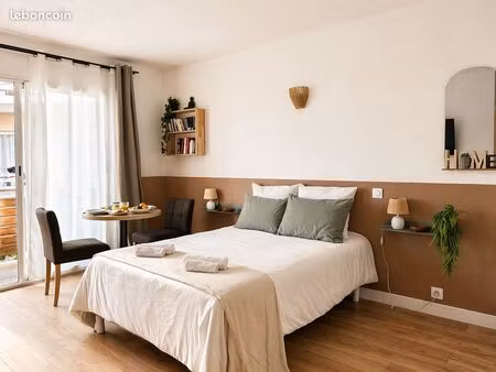 studio meublé à louer 4 mois