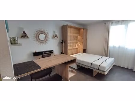 studio meublé avec vue mer – ste clotilde