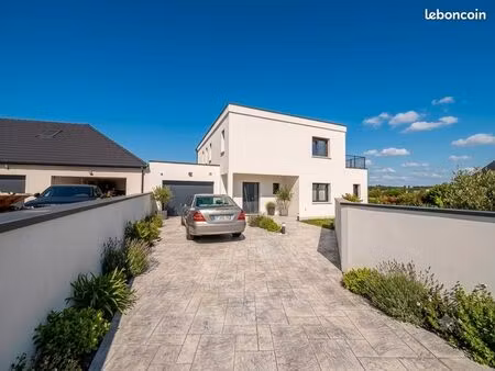 maison 5 pièces 159 m²