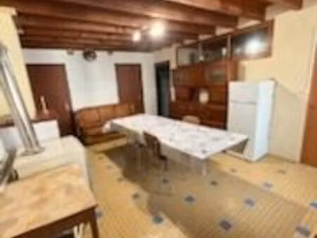 maison à louer corme royal