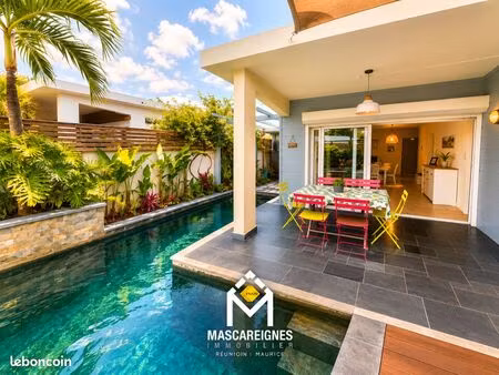villa 4 pièces 95 m²