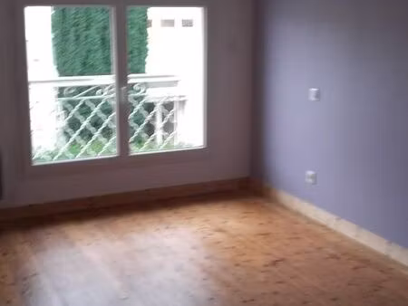location t3 rochefort