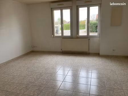 très joli t3 a auxonne