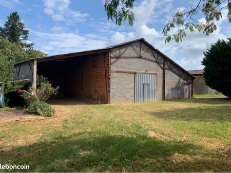 hangar 200 m2 divisible