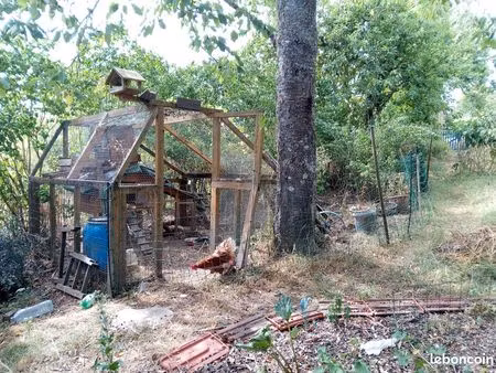 petite maison et son jardin