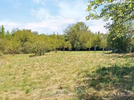 terrain 1 700 m² salignac eyvigues