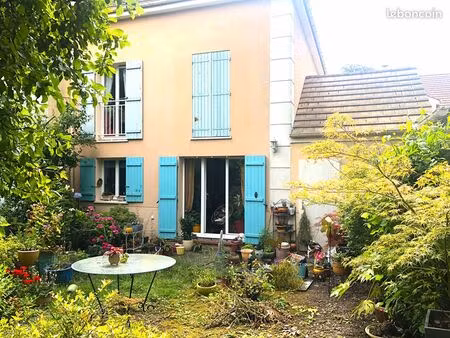 maison 6 pièces 108 m²