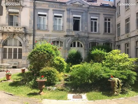 t2 renové au coeur de la boucle