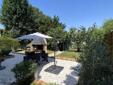 pavillon 7 pièces 144 m²