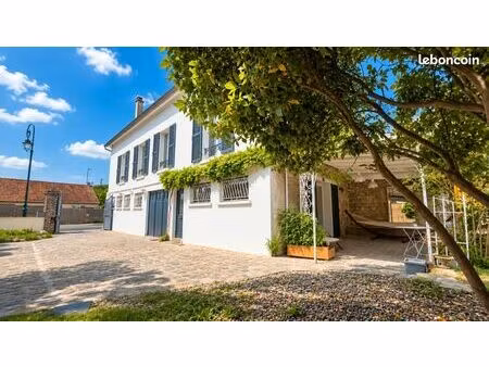 maison 7 pièces 173 m²