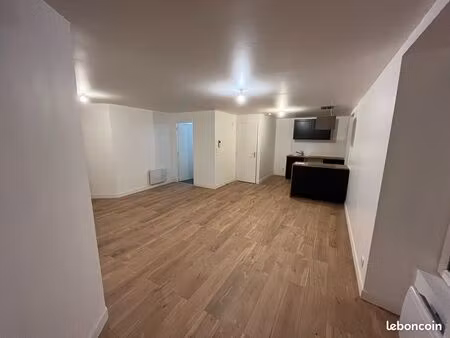 appartement t3 centre caulnes
