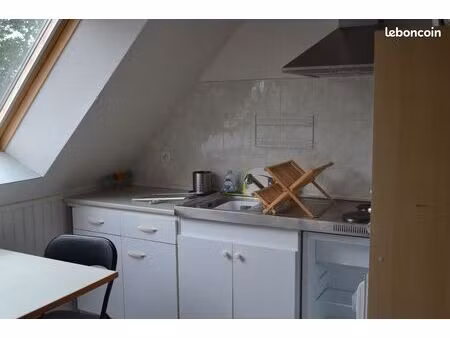 location studio meublé dans maison particulière chez l'habitant