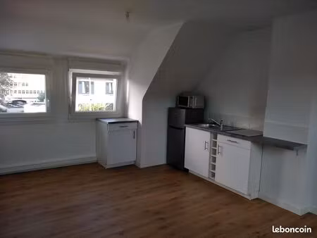 location studio non meublé