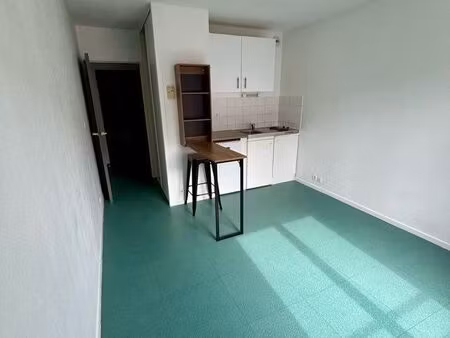 studio - saint michel - proche centre ville
