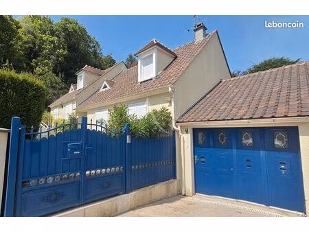 maison 7 pièces 151 m²