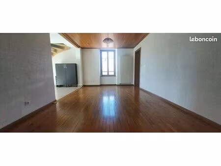appartement t4 de 102 m²