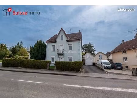immeuble 8 pièces 223 m²