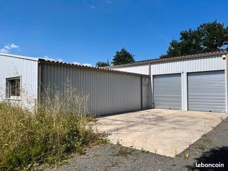 immeuble 164 m² menesplet