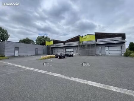 local d'activité 1 657 m²