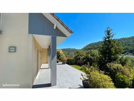 maison 7 pièces (152 m²) - pont de roide