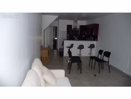 loue meublé t3 bourg de péage 65 m² 2 chambres salon cuisine très bien équipé 580 euros
