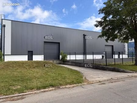 local industriel 2 753 m²