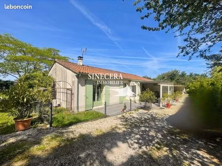 propriété 3 pièces 292 m²