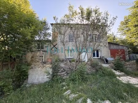 villa 5 pièces 125 m²