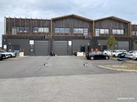local d'activité 504 m²