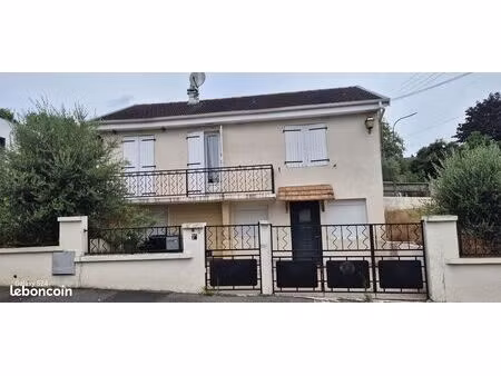 maison familiale meublée avec deux appartements indépendants – 120 m² – jardin – argenteui
