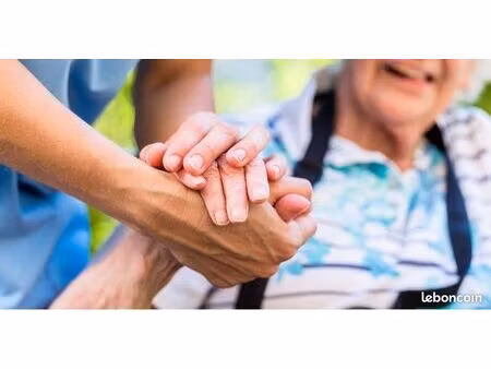 je cherche un hébergement gratuit contre service à la personne