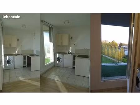 studio 27 m² cergy quartier grandes écoles / idéal etudiant(e)