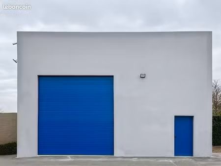 hangar