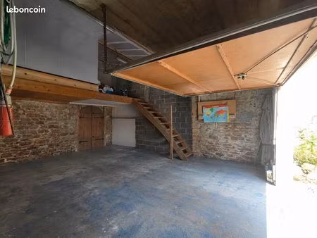 parking/box 52 m² chars