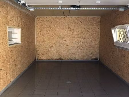 garage à louer