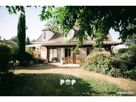 maison 7 pièces 142 m²