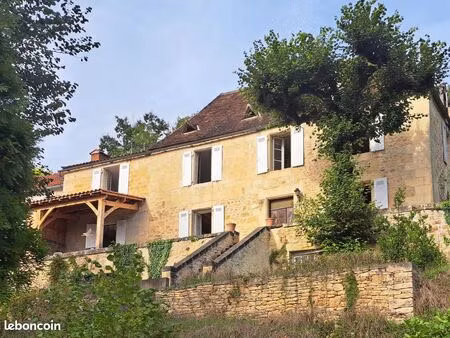 propriété 5 pièces 123 m²