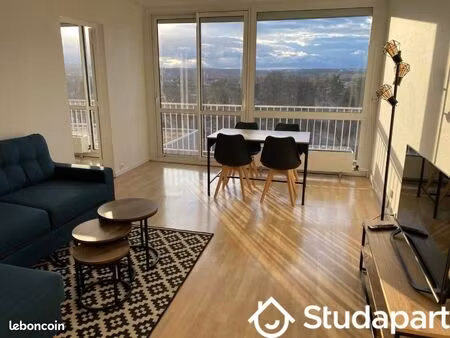 appartement 5 pièces 94 m²