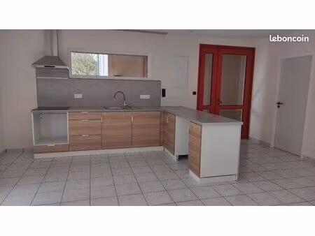 loue appartement 2 pièces 57 m2 avec terrasse