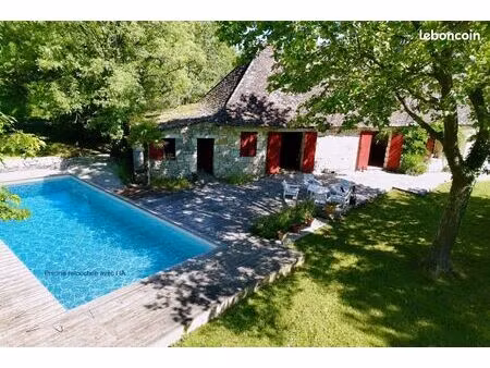 maison 11 pièces 300 m²
