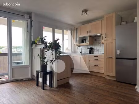 appartement 3 pièces 65 m²