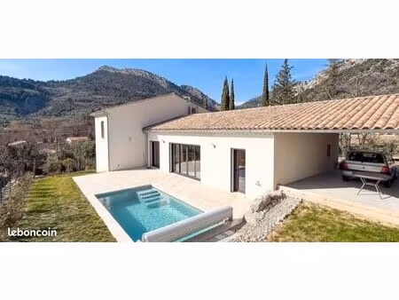 superbe villa neuve 2024