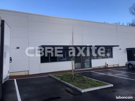 local commercial 250 m² pont de l'isere