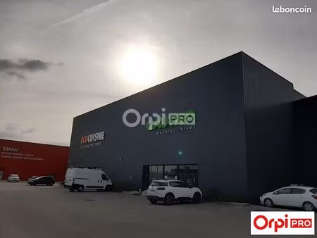 local d'activité 527 m²