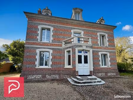 propriété 8 pièces 190 m²