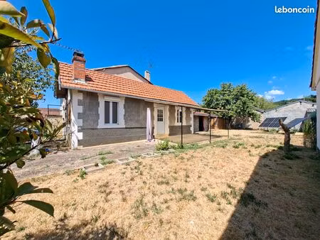 petite maison climatisée avec jardin