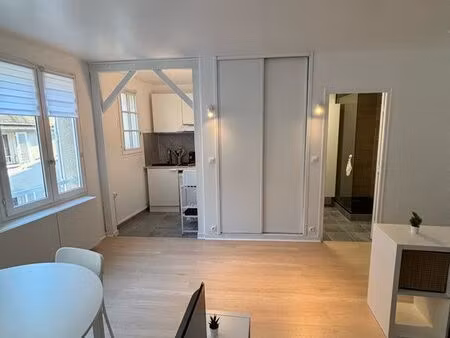 studio meublé 25m2 - hyper centre - rénové